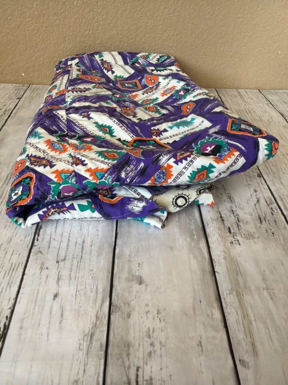 Vintage Handmade Reversible Lap Quilt Southwestern Puff Purple Biscuit 35 x 51 - Picture 12 of 12